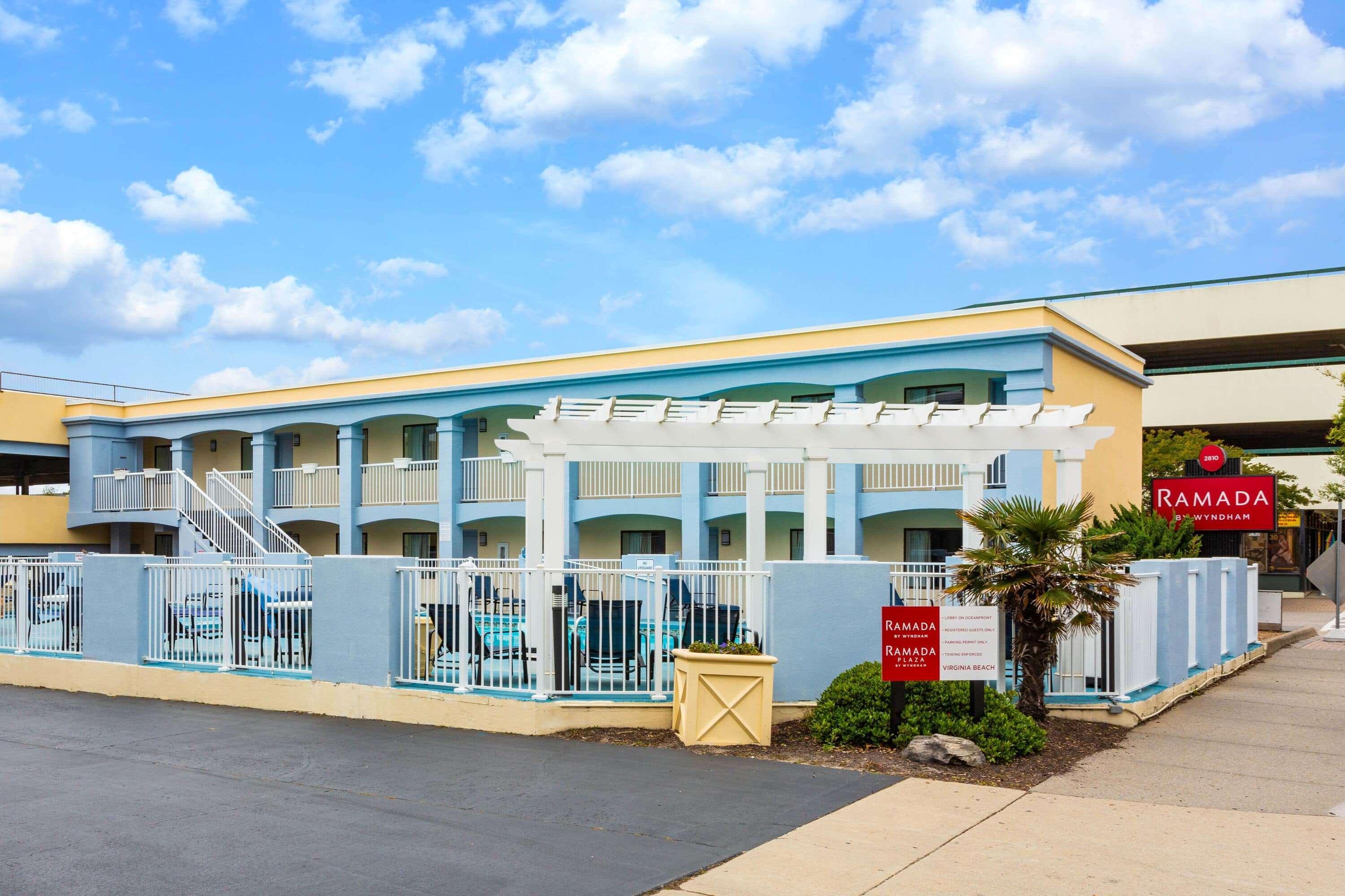 Ramada By Wyndham Virginia Beach Exterior foto
